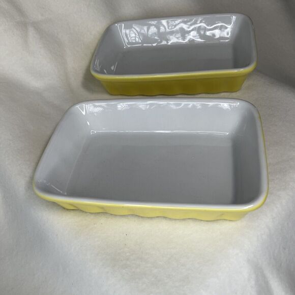 Valentina Yellow Scalloped Sides Baking Dish Made In Italy 7 x 5 in Bakeware Set - Picture 2 of 6